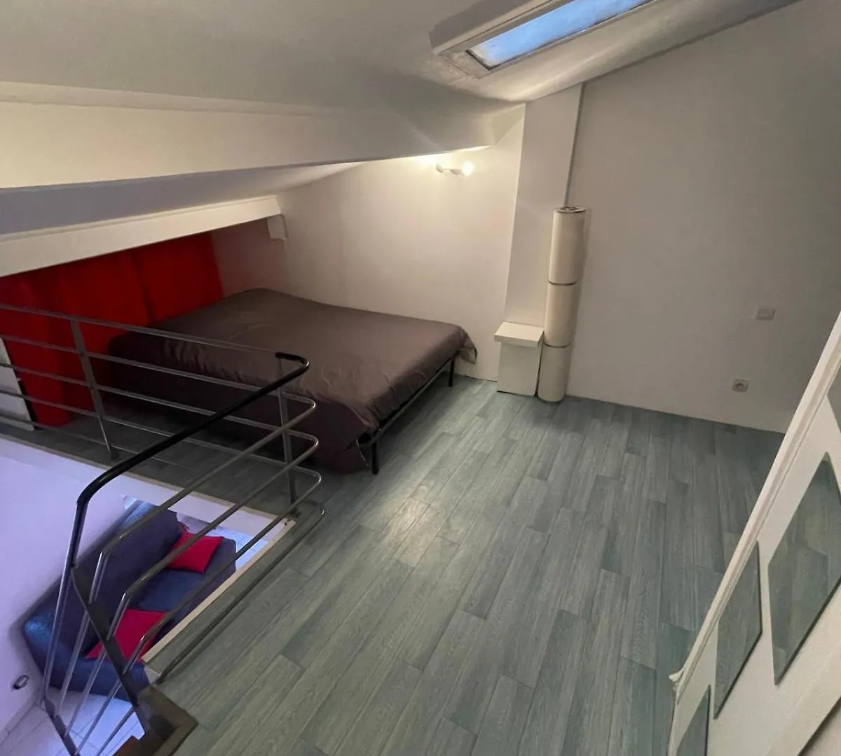 Centre-Ville Avignon - Duplex - Terrasse Privee Apartment