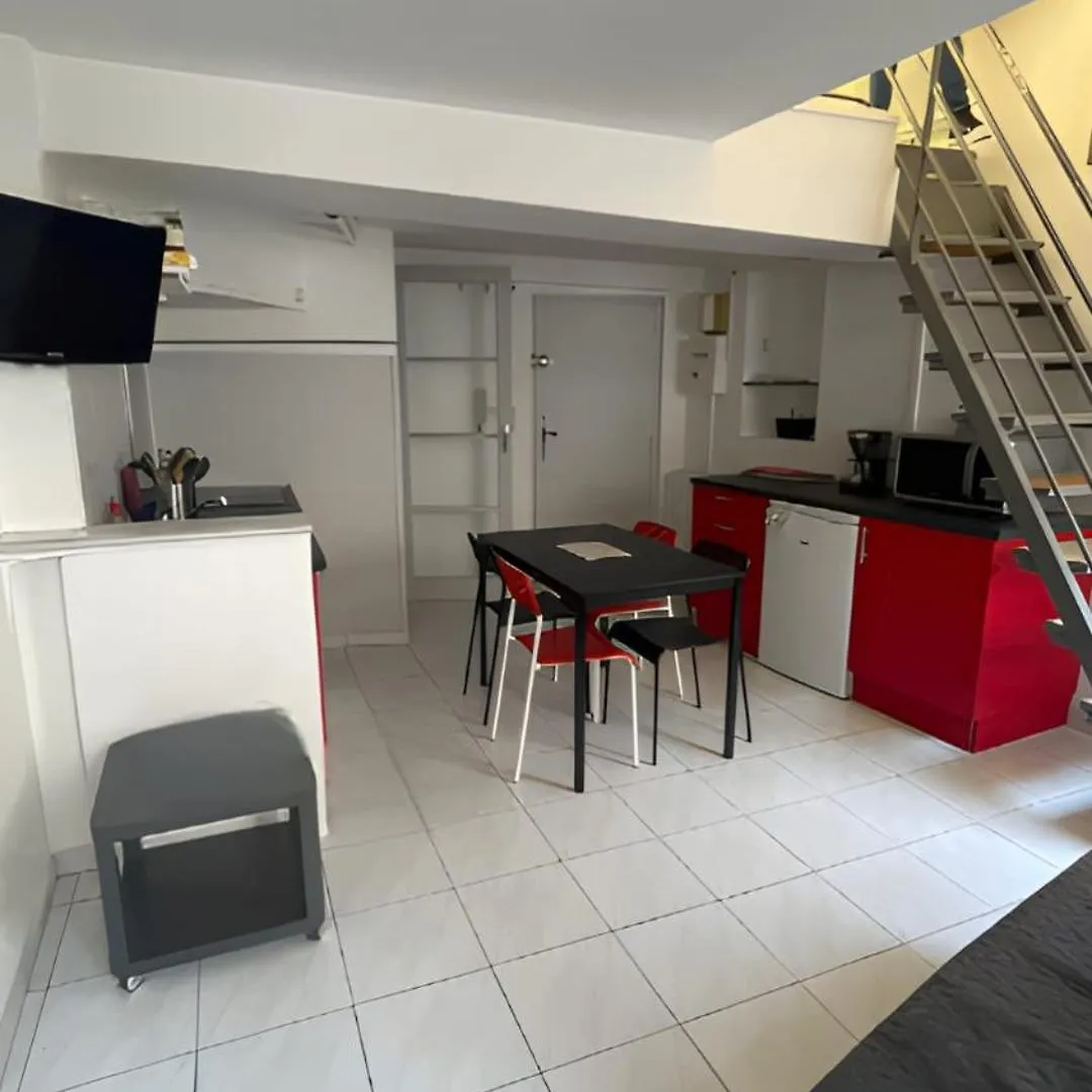 Apartment Centre-Ville Avignon - Duplex - Terrasse Privee
