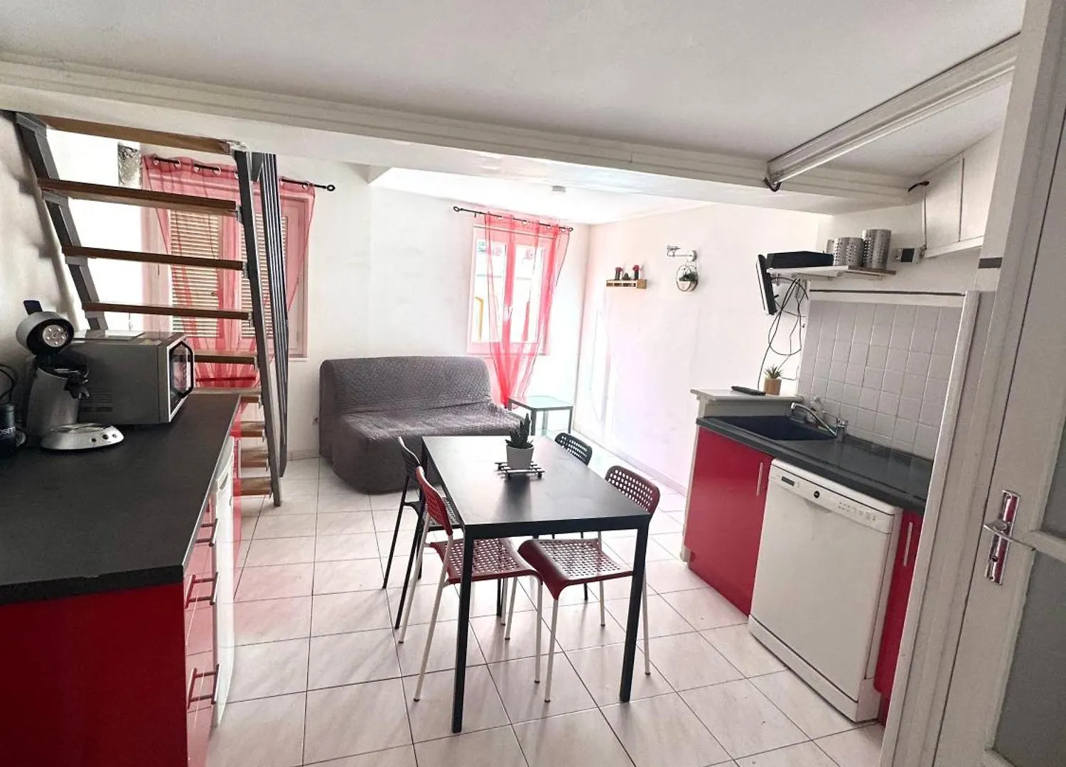 Centre-Ville Avignon - Duplex - Terrasse Privee Apartment